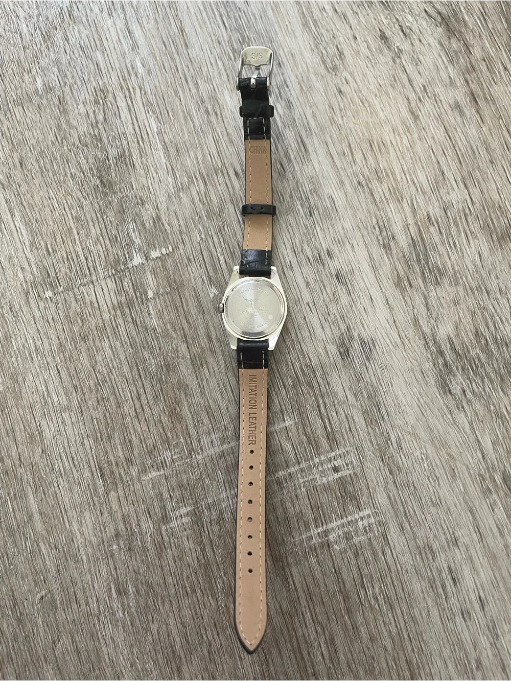 Classic Silver Round Watch with Black Leather Strap